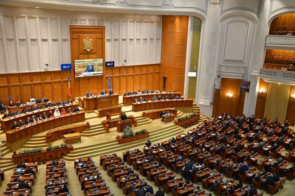 parlament-camera-deputatilor-plen